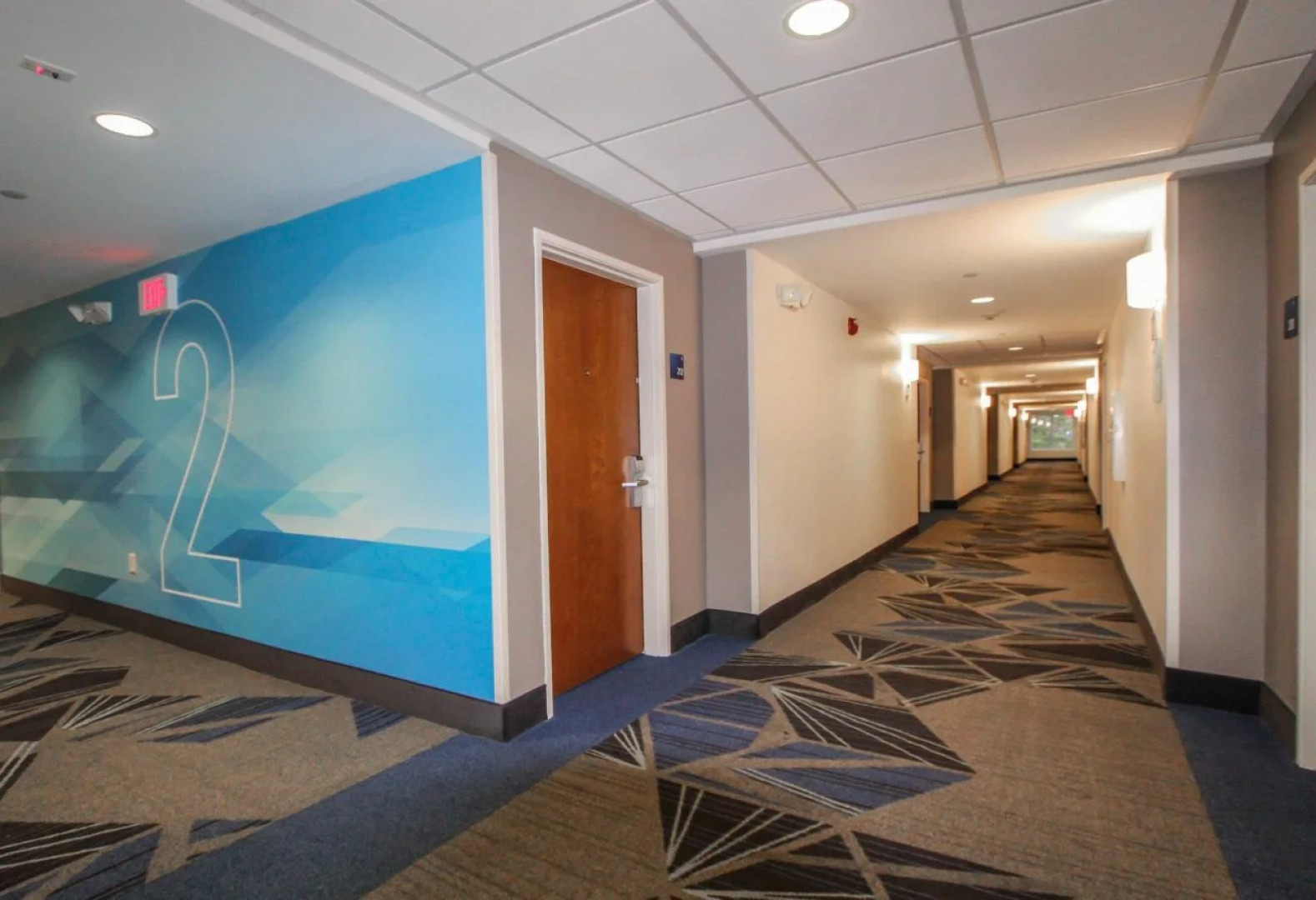 Holiday Inn Express Hotel & Suites Charleston-North by IHG