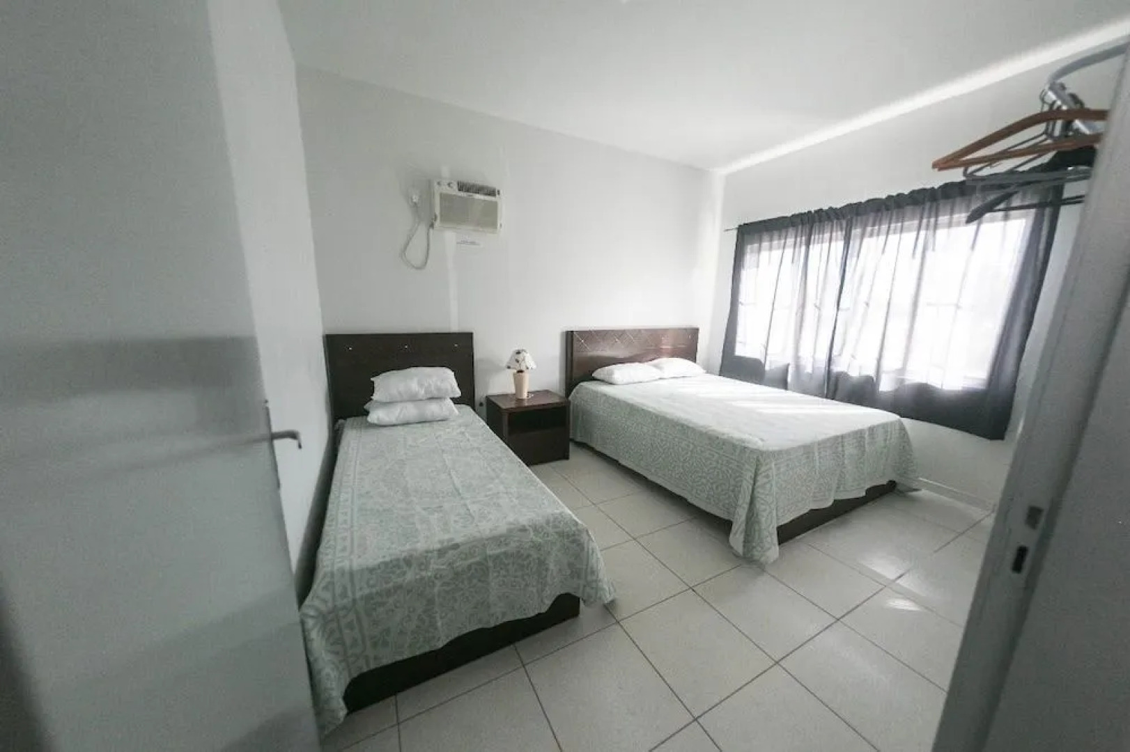 Casa 1 - Casa com piscina 10 pessoas