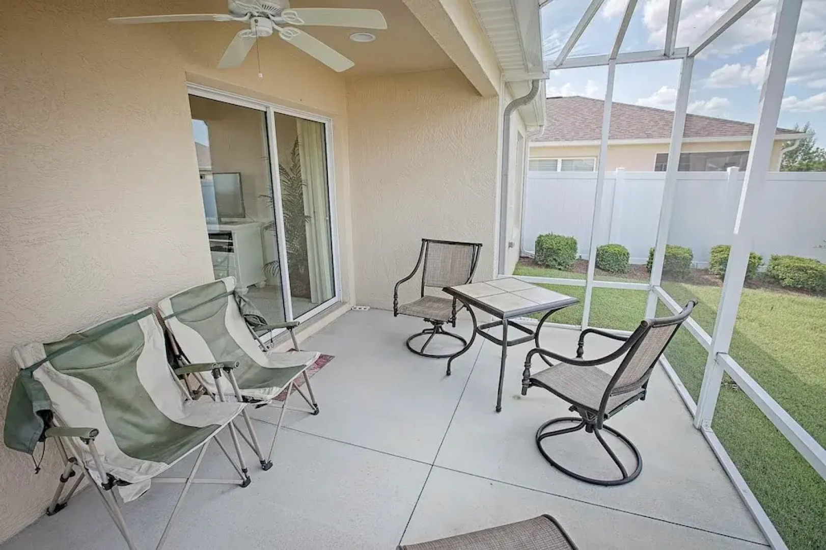 Amberly Court Home 3 Bedroom by The VIR Group