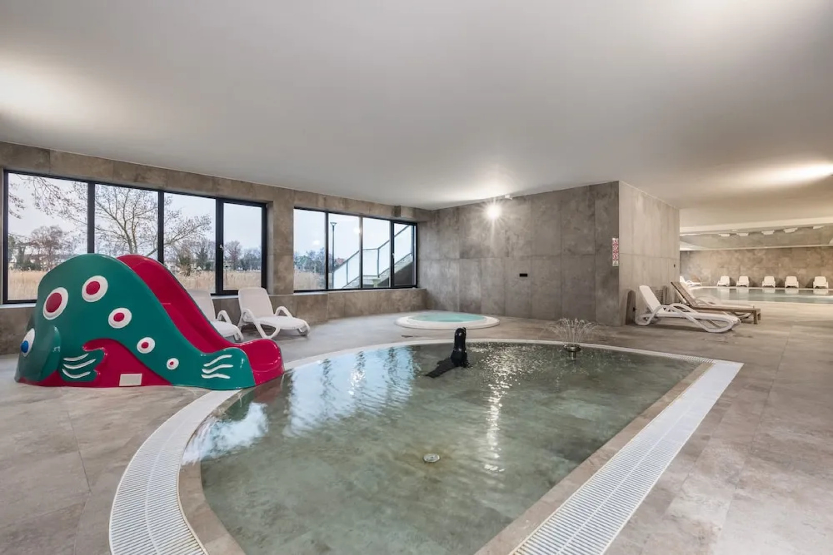 Pet-friendly Spadochroniarzy by Renters