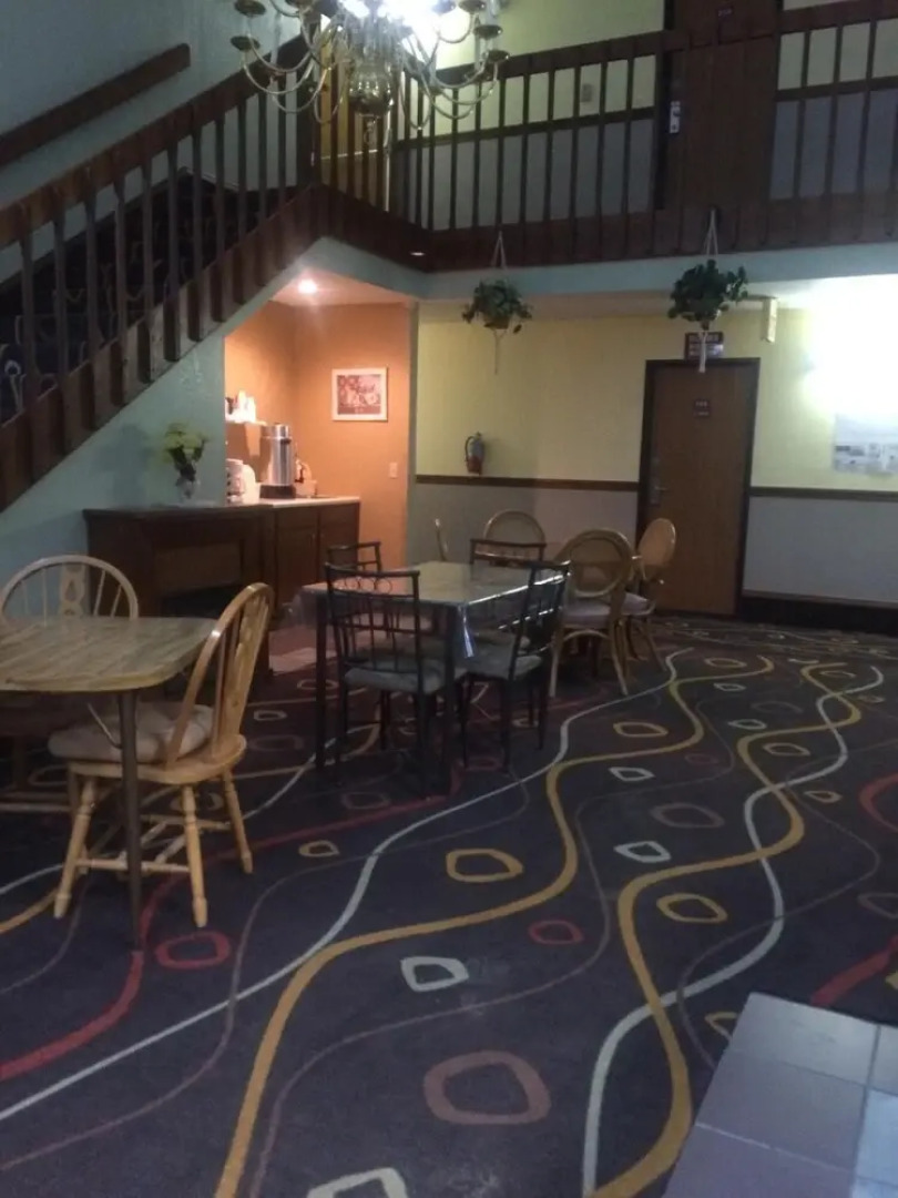 Deluxe Inn Capital O Nebraska City I 29