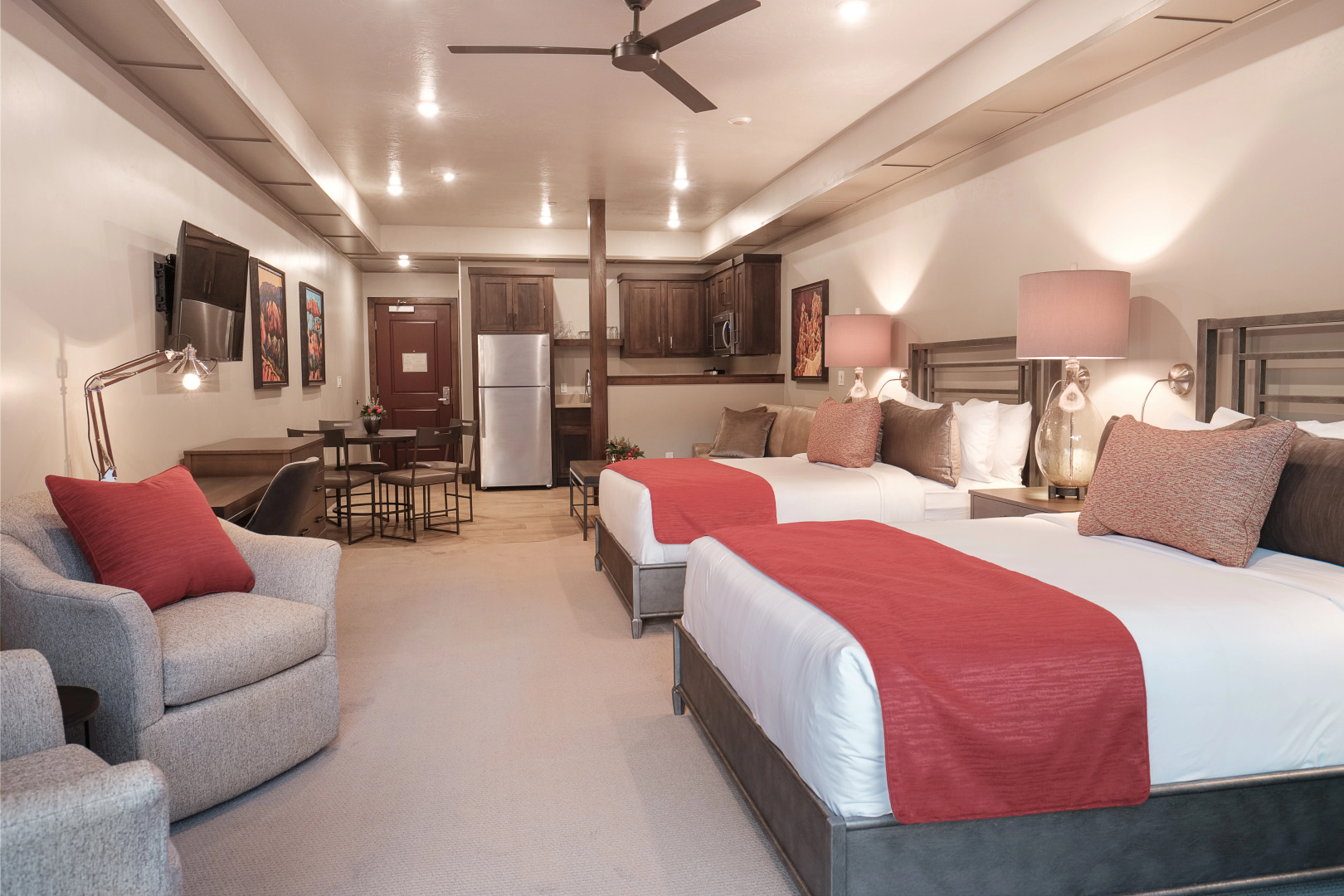 Cable Mountain Lodge