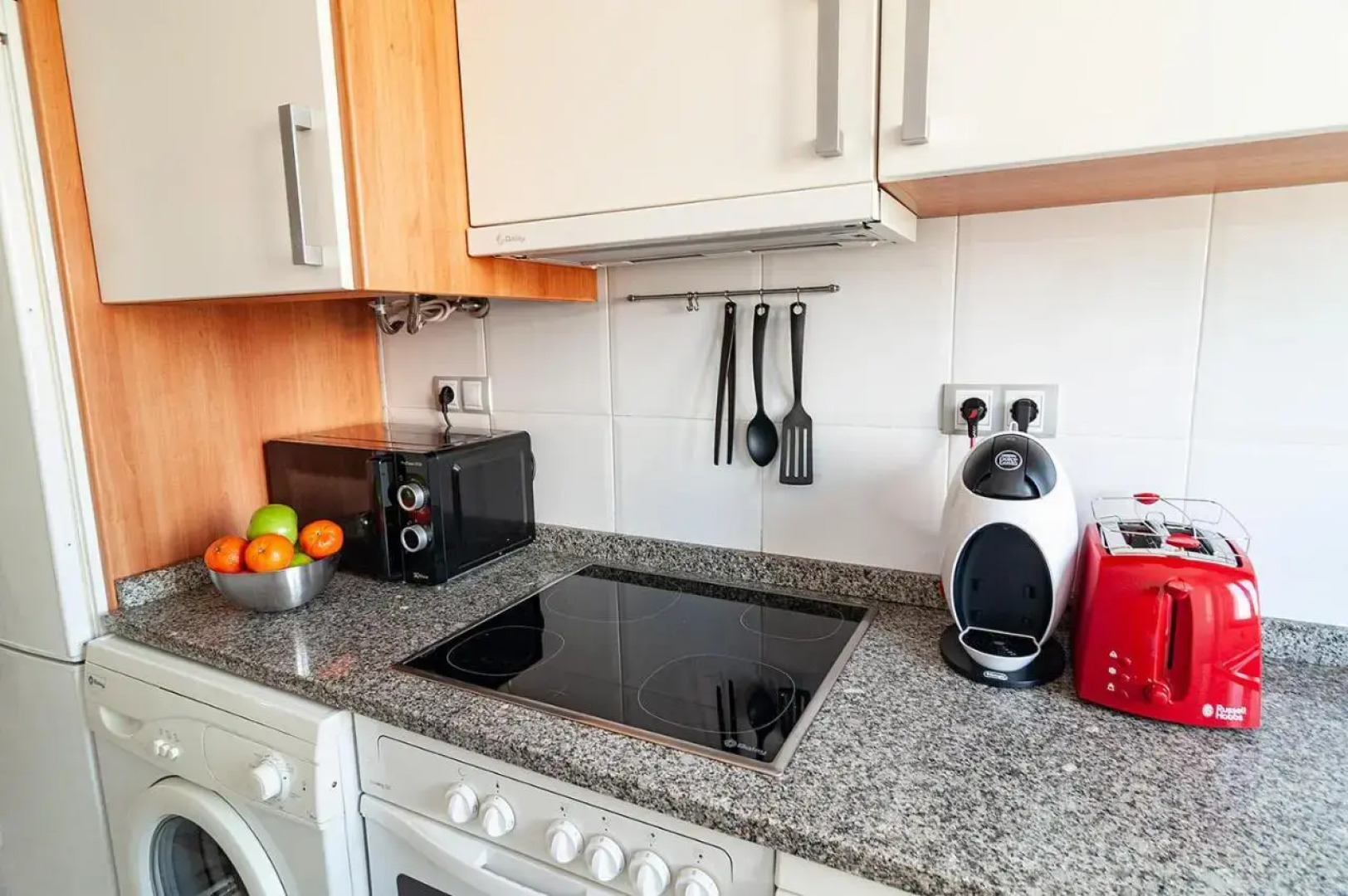 Beach & Pool Sant Salvador - 150m from sea