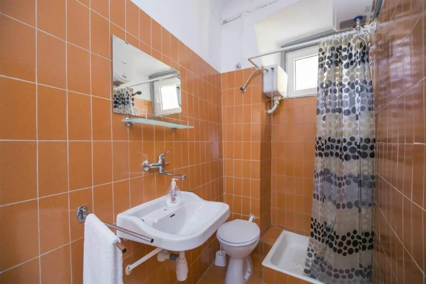 Nick's Old Town Apartment