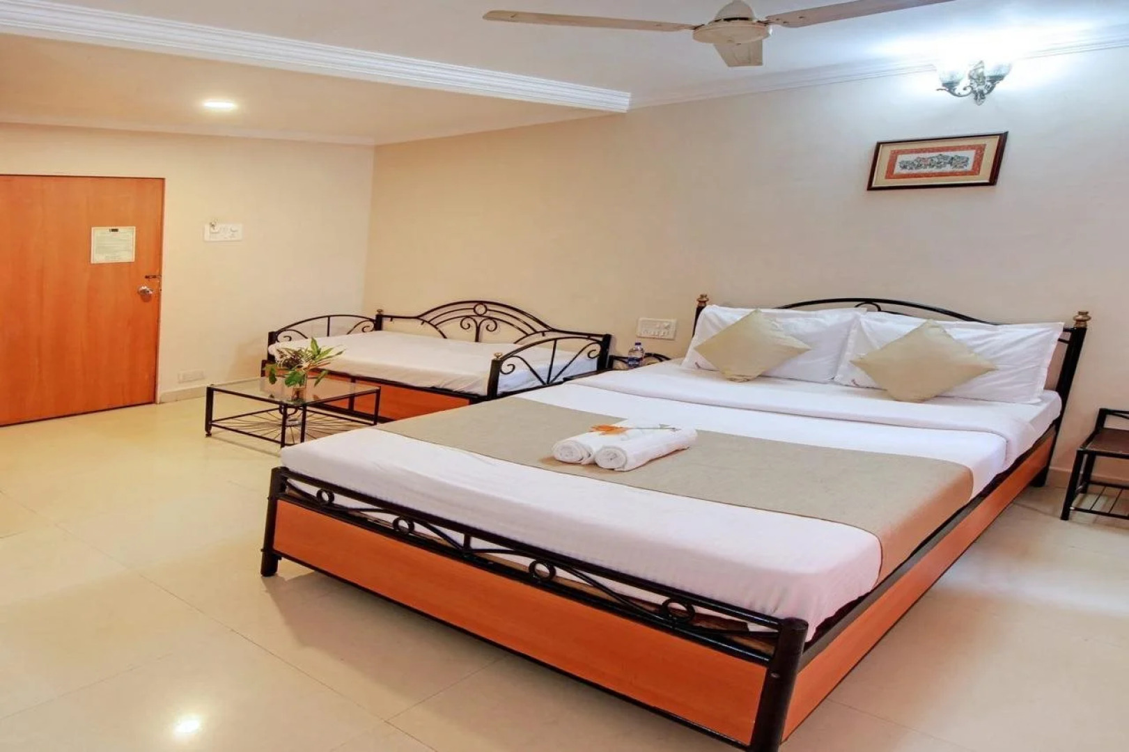 Rahi Coral Beach Resort