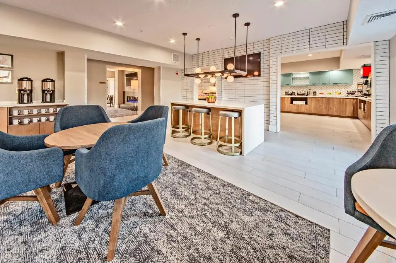 Hawthorn Suites by Wyndham Cedar Rapids