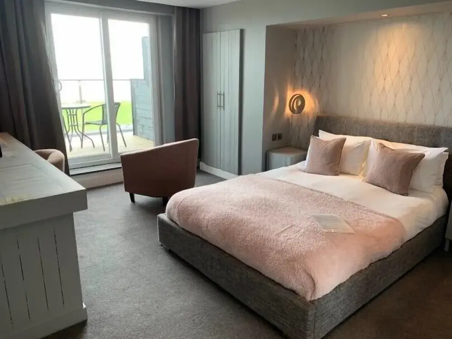 Lamlash Bay Hotel