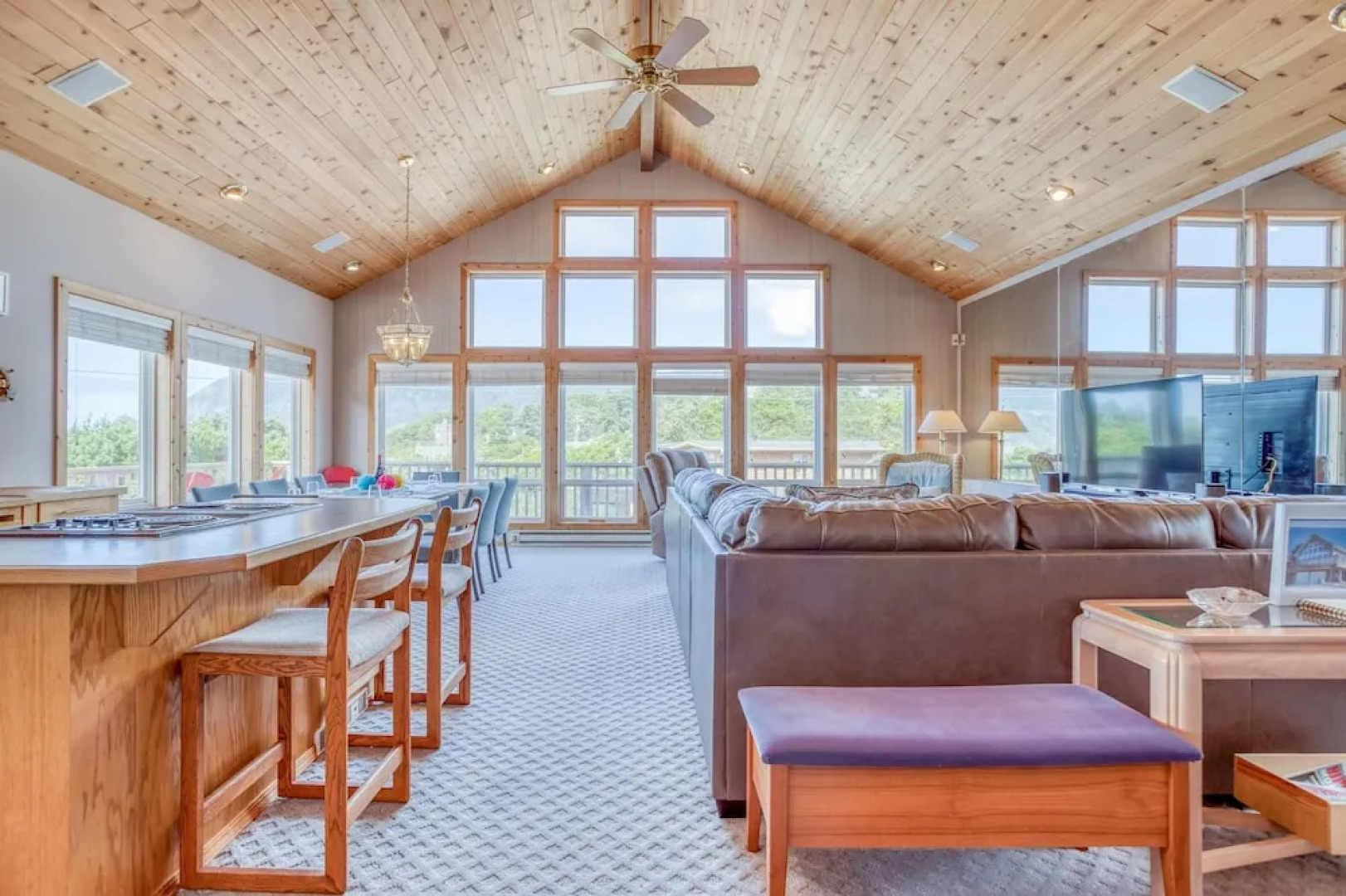 Amazing Ocean Views (MCA 448)