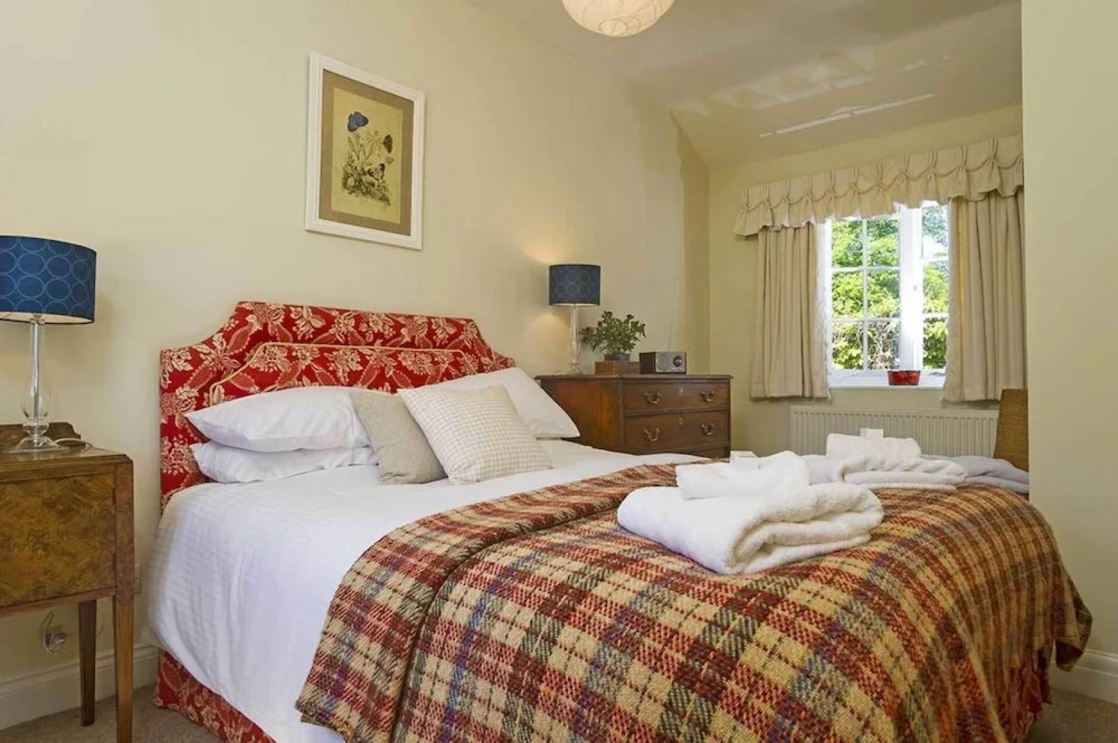 2 Bed Cottage With Mountain Views, Glanusk Estate