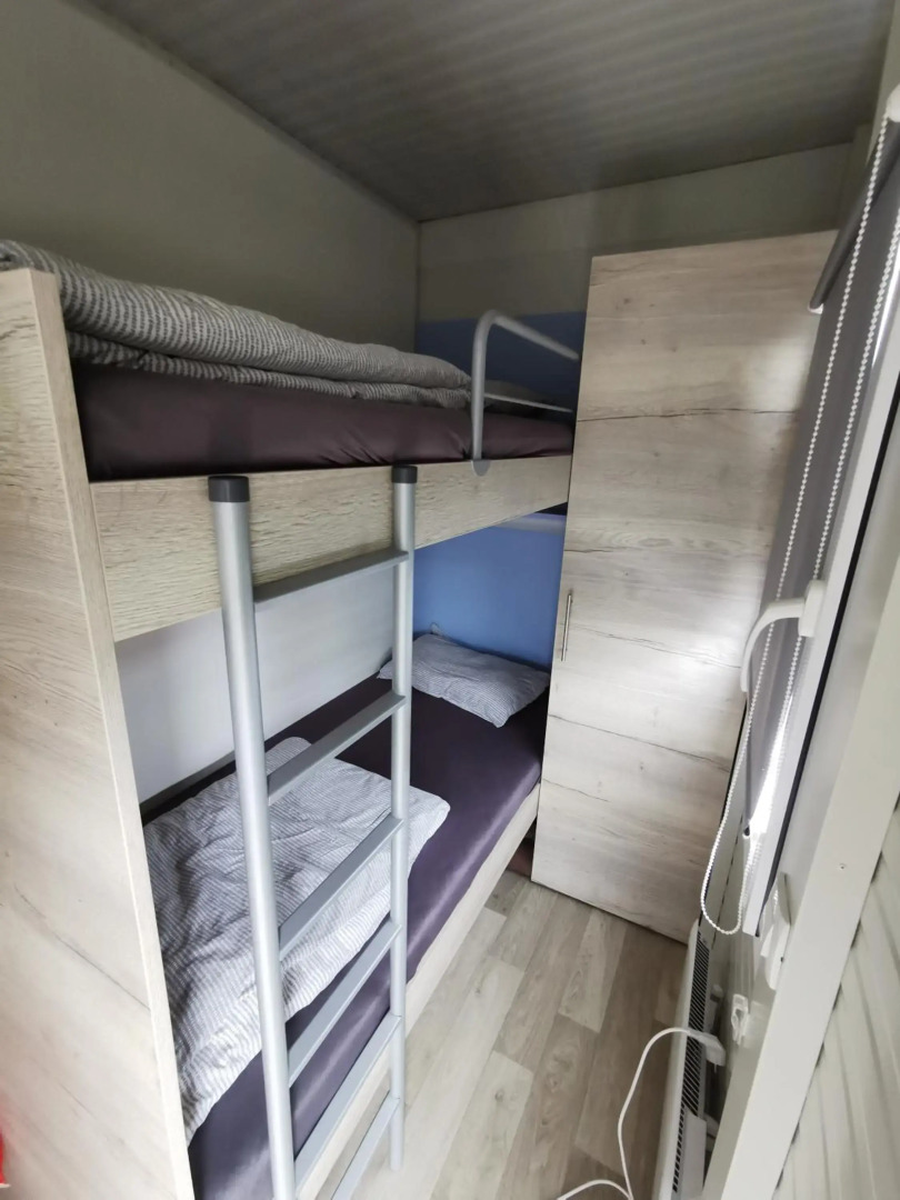 Roof Apartment ART-PE