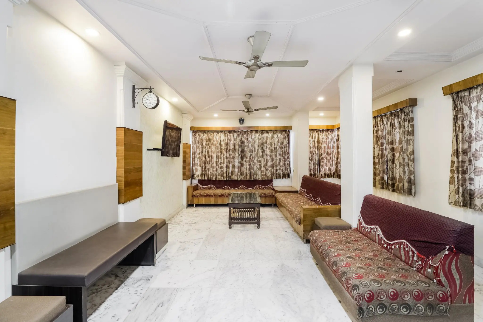 OYO 45122 Hotel Asopalav