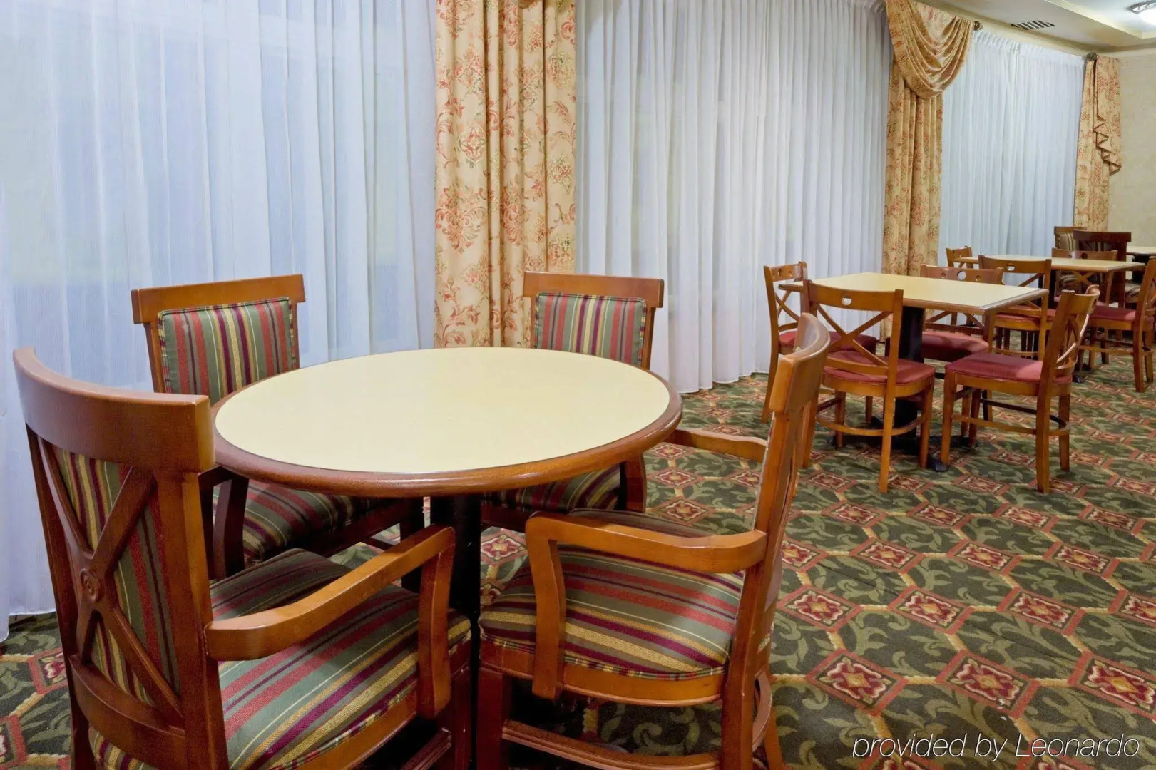 Holiday Inn Express Hotel & Suites Chester by IHG