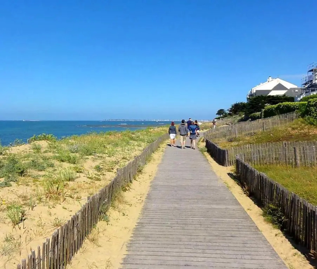 Nina STUDIO 5 PLACES AVEC VUE SUR LA BAIE AU PIED DES COMMERCES