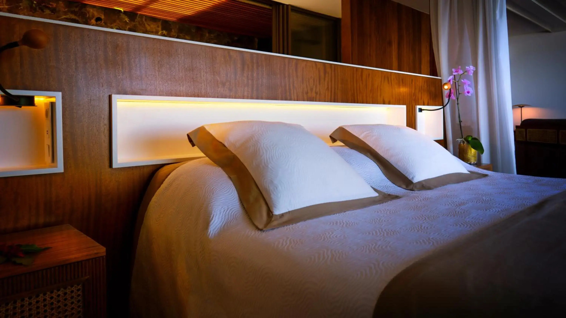 Blue Margouillat Seaview Hotel