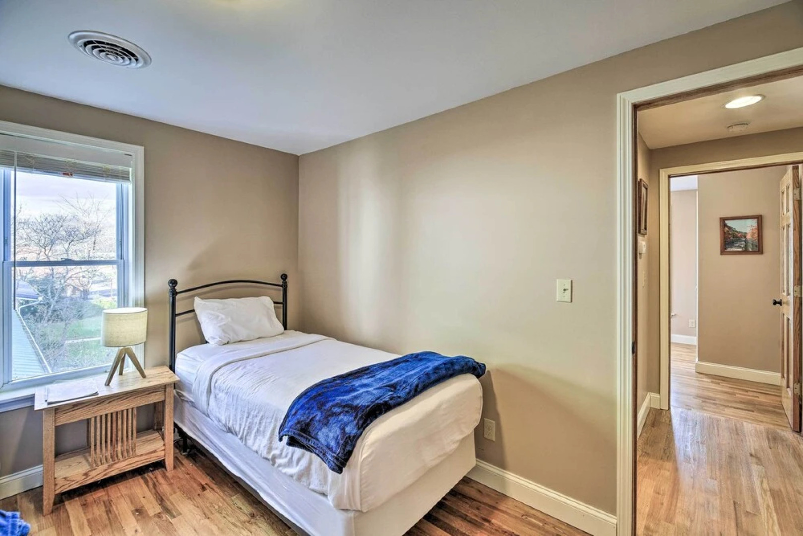 Cozy Damascus Apartment w/ Great Views!