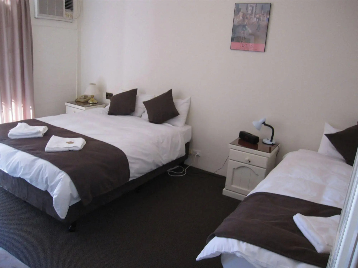 Aussie Settler Motel