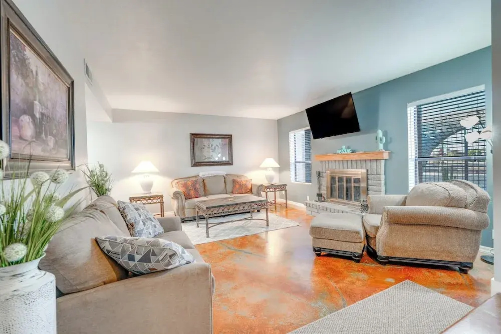 5 Mi to Asu: Tempe Home w/ Heated Pool & Fire Pit