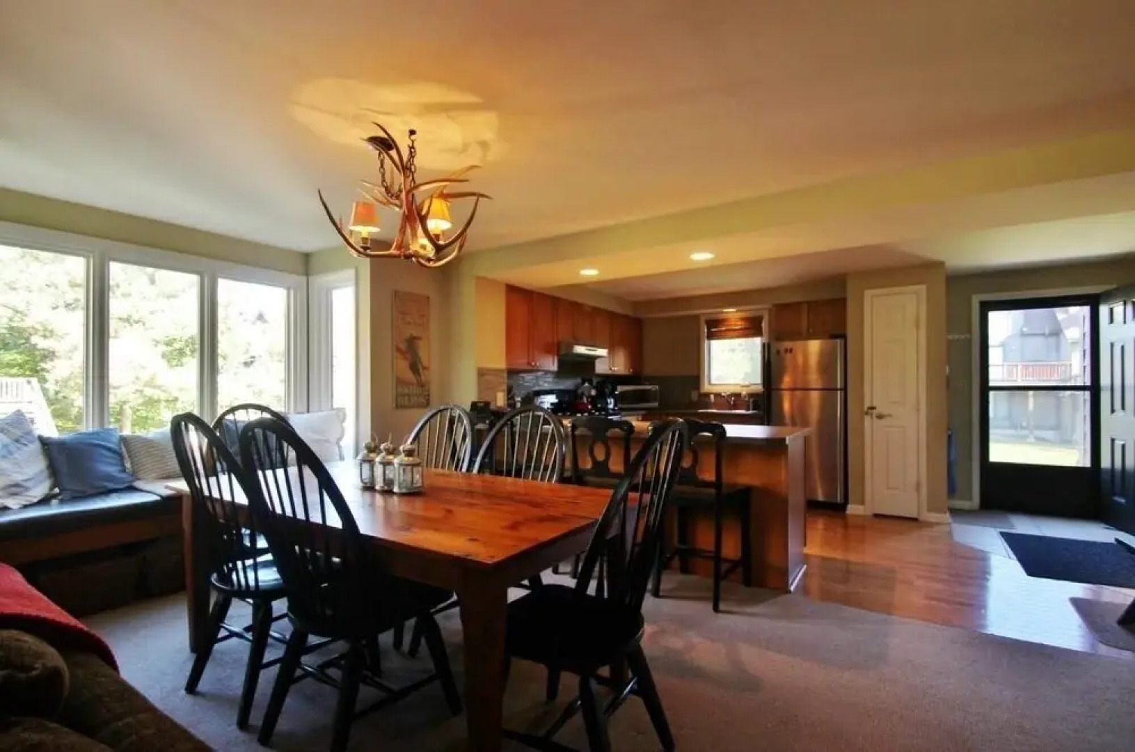 Woods 81 3 Bedroom Condo by Redawning