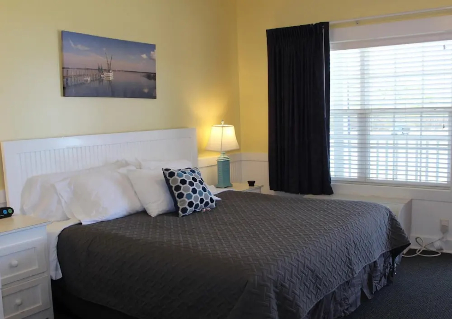 Topsail Shores Inn