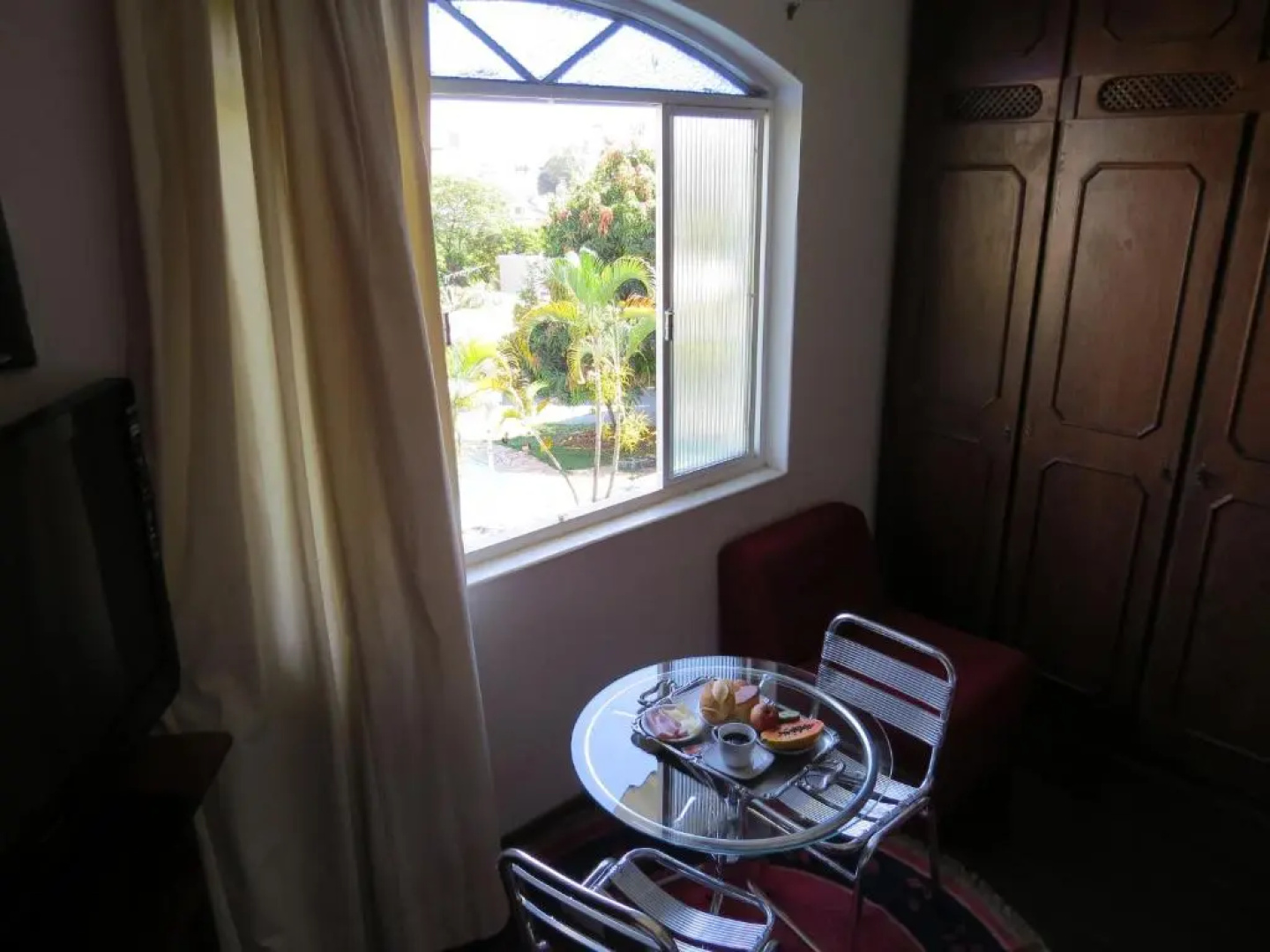 Hotel Nuar