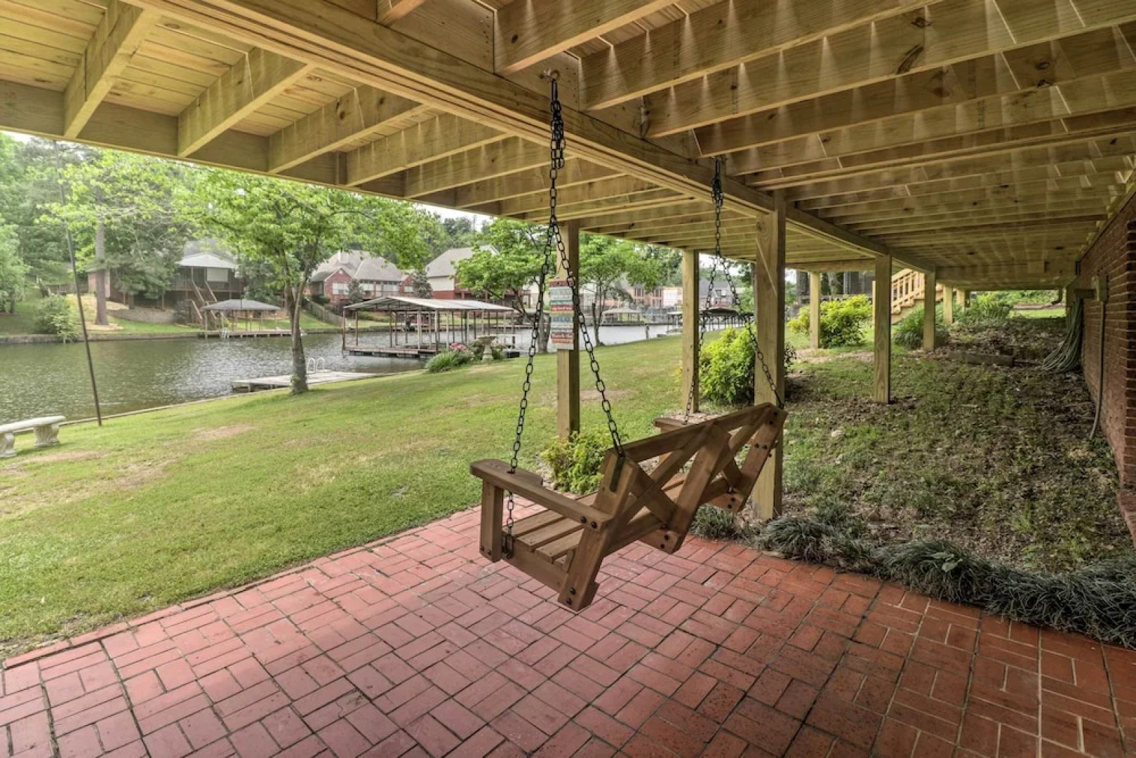 7 Mi to Nat'l Park: Home w/ Dock in Hot Springs