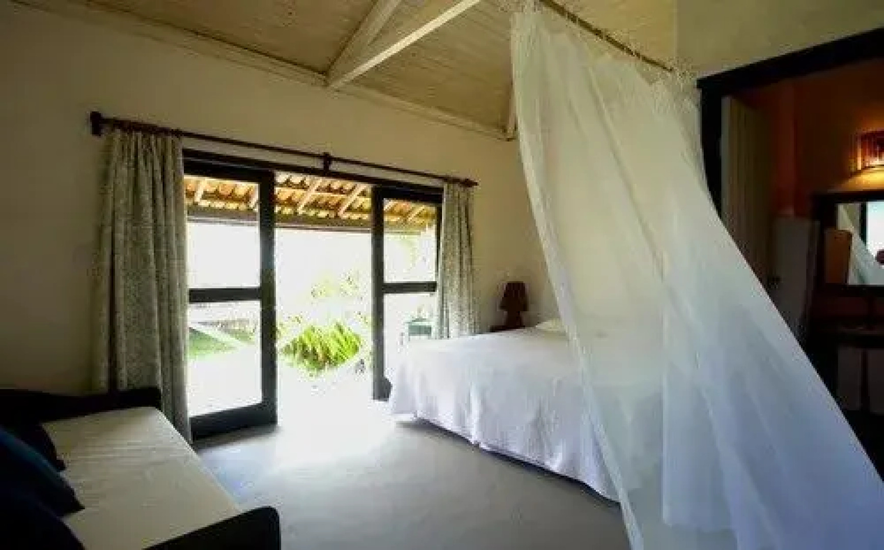 Peninsula Beach Club Hotel