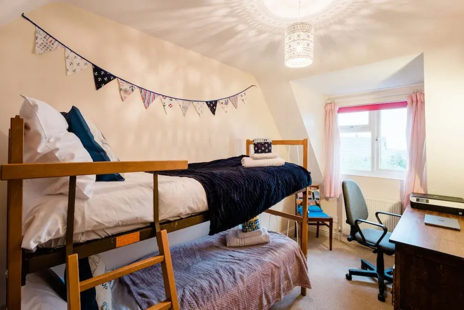 Whitstable's Beachcombers, Sleeps 10, Dog Friendly