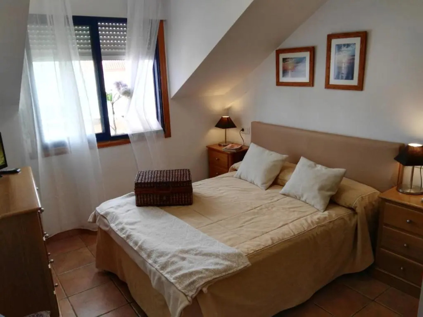 ÁTICOS CON TERRAZA VISTAS URBANOS 100 playa