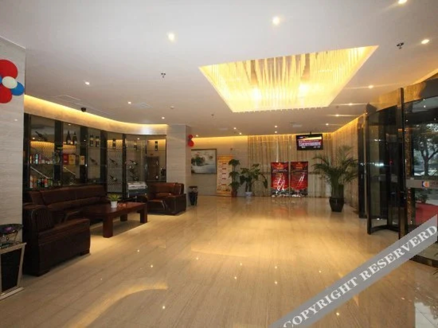 Yijing Holiday Hotel