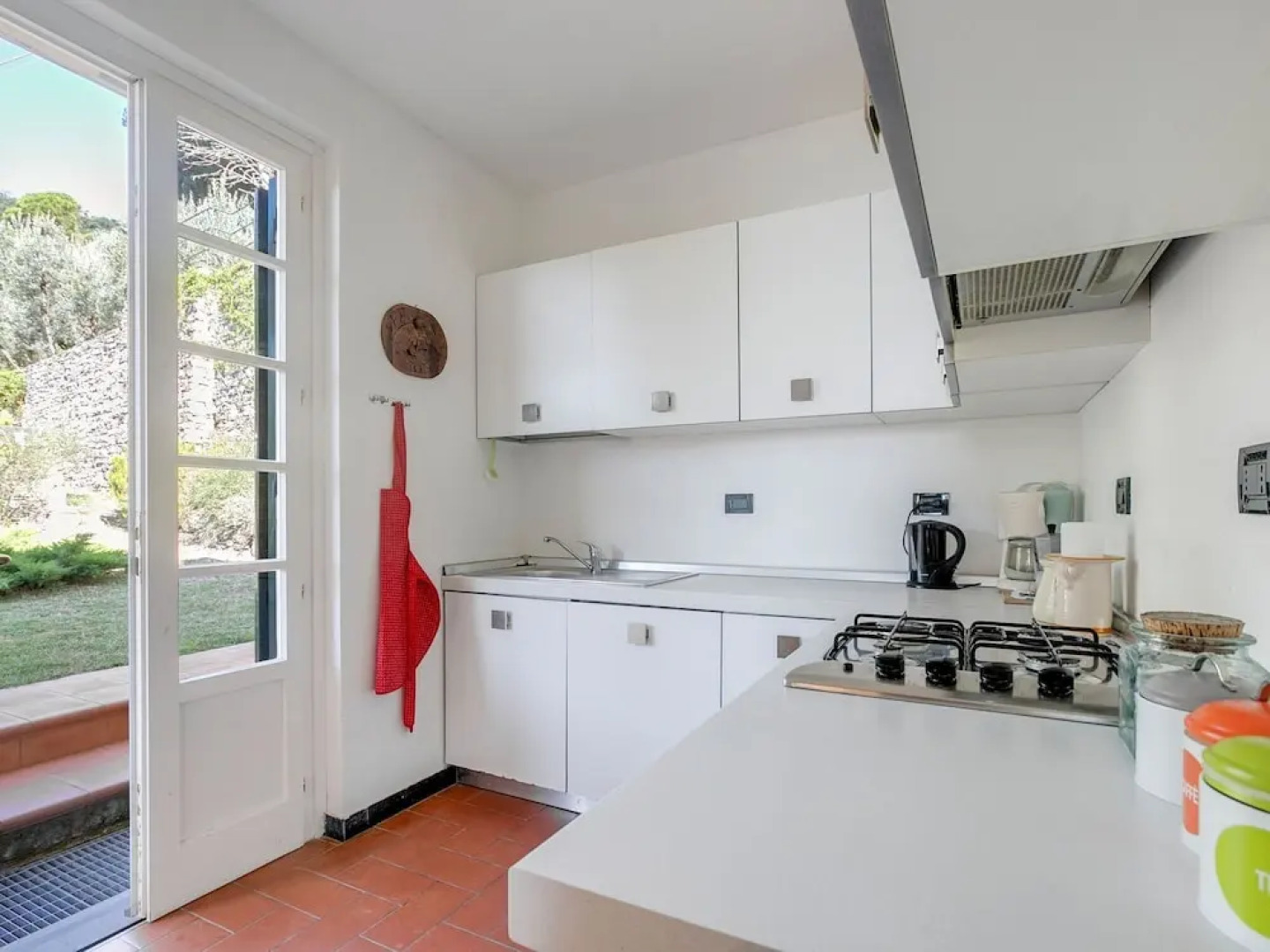 Dreamy Holiday Home in Recco With Swimming Pool