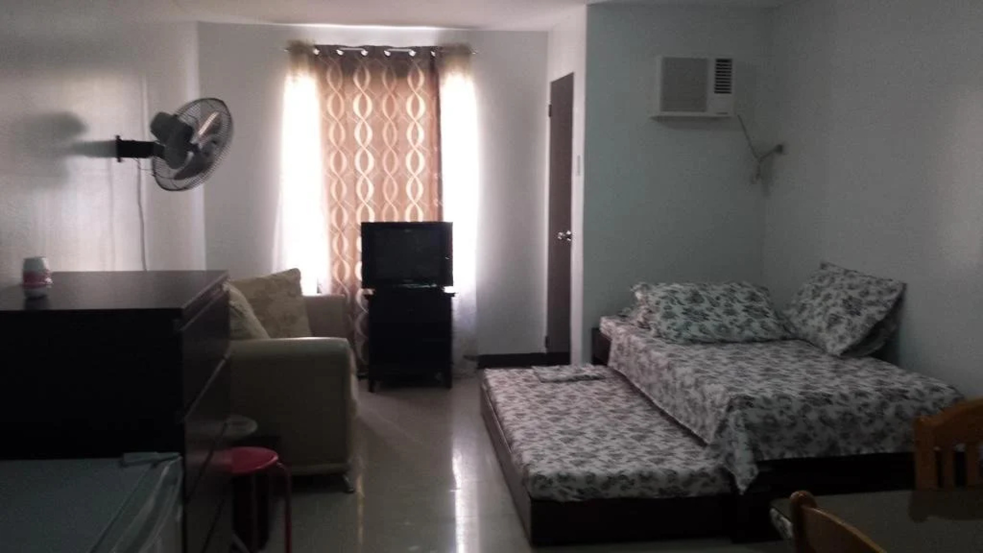 Urban Deca Homes Condominium