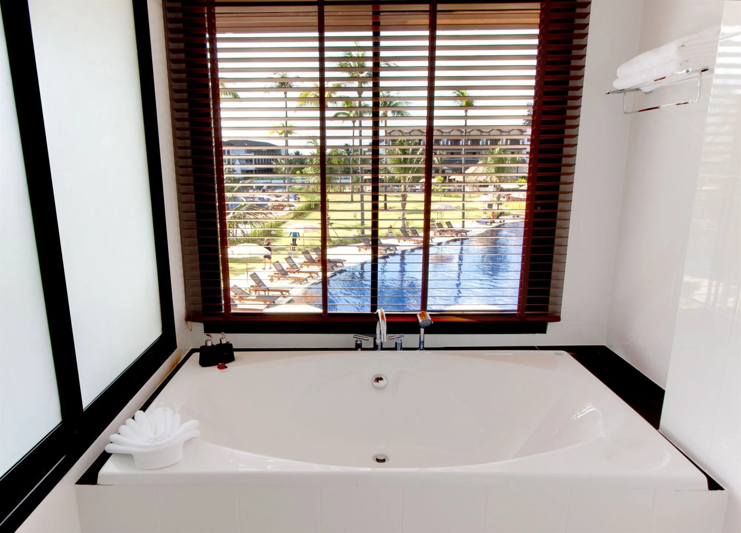 Sunprime Kamala Beach