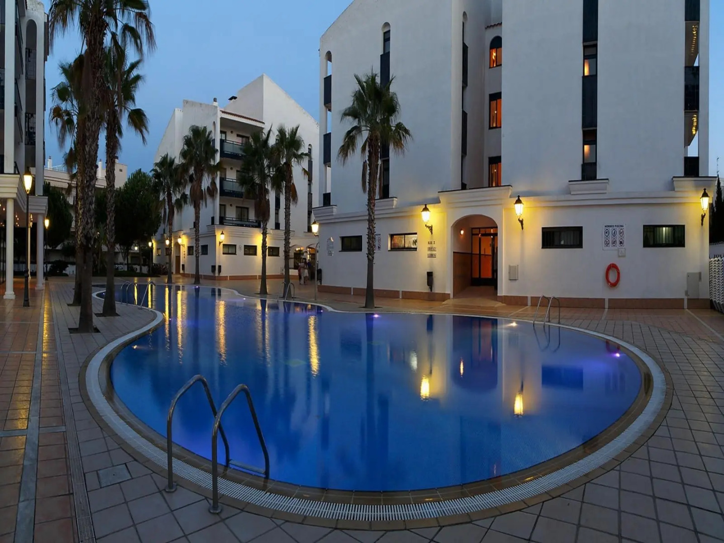 Pins Platja Apartments