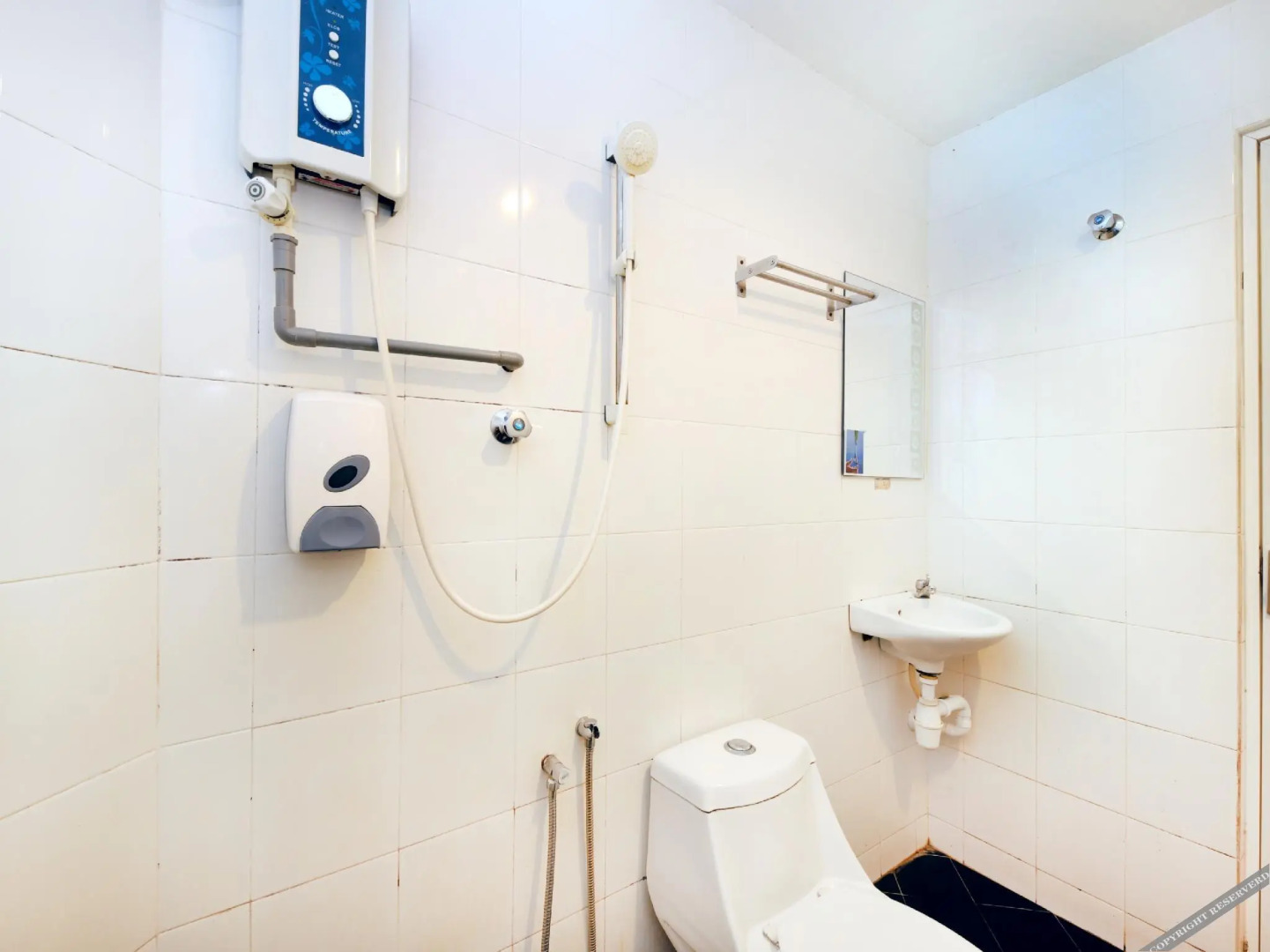 OYO 786 The Citilite Hotel