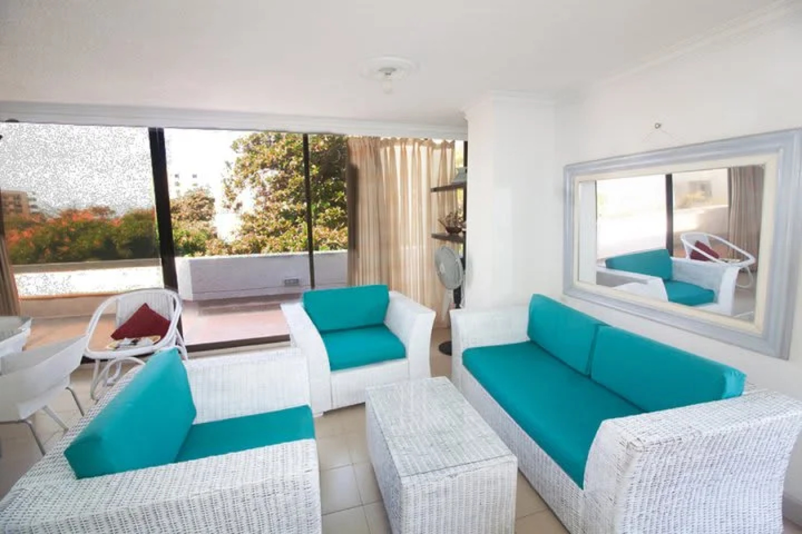 Apartamentos Rodadero Con Piscina y Balcon-Bedviajes