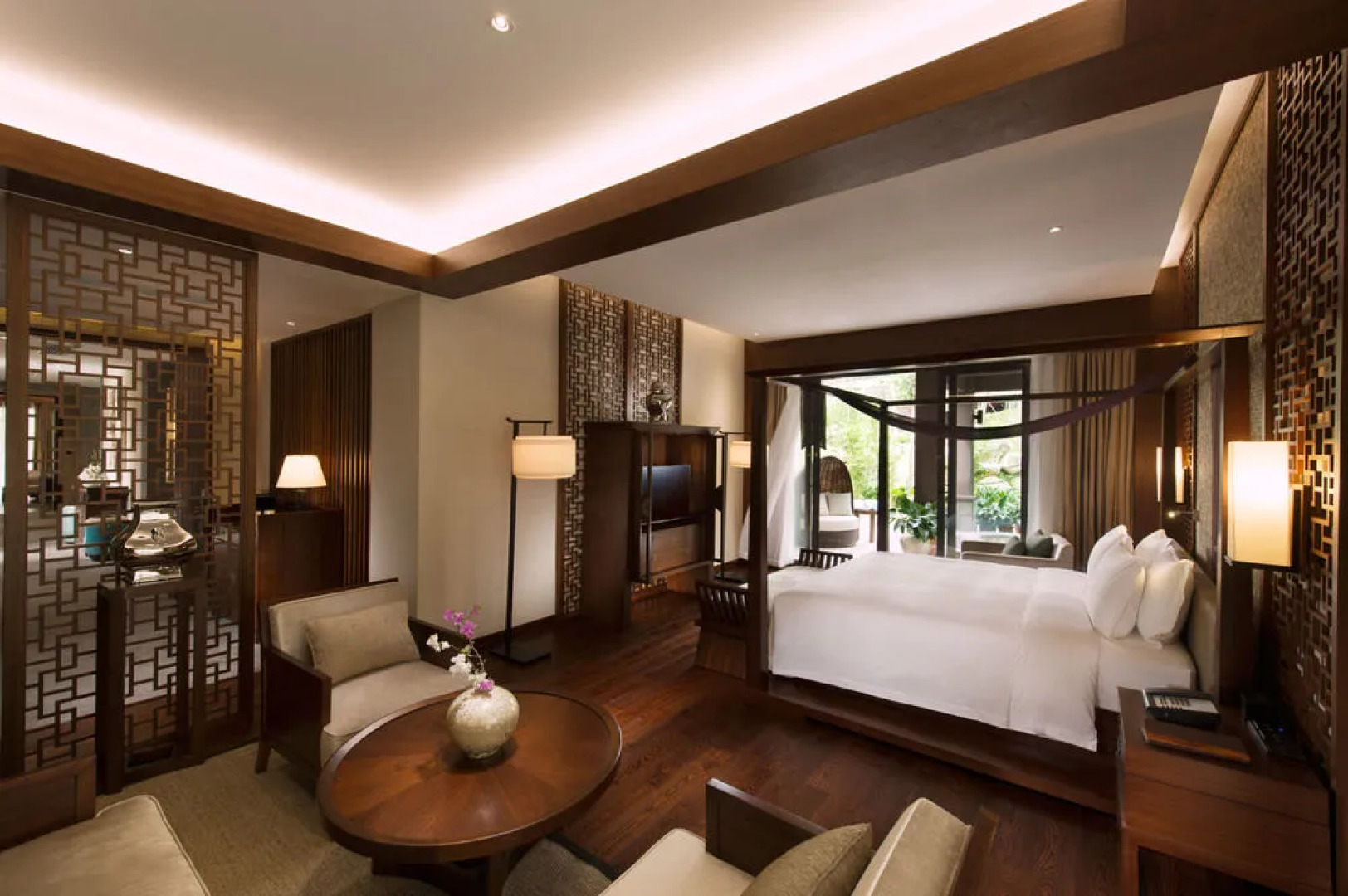 DoubleTree Resort by Hilton Hainan - Qixianling Hot Spring