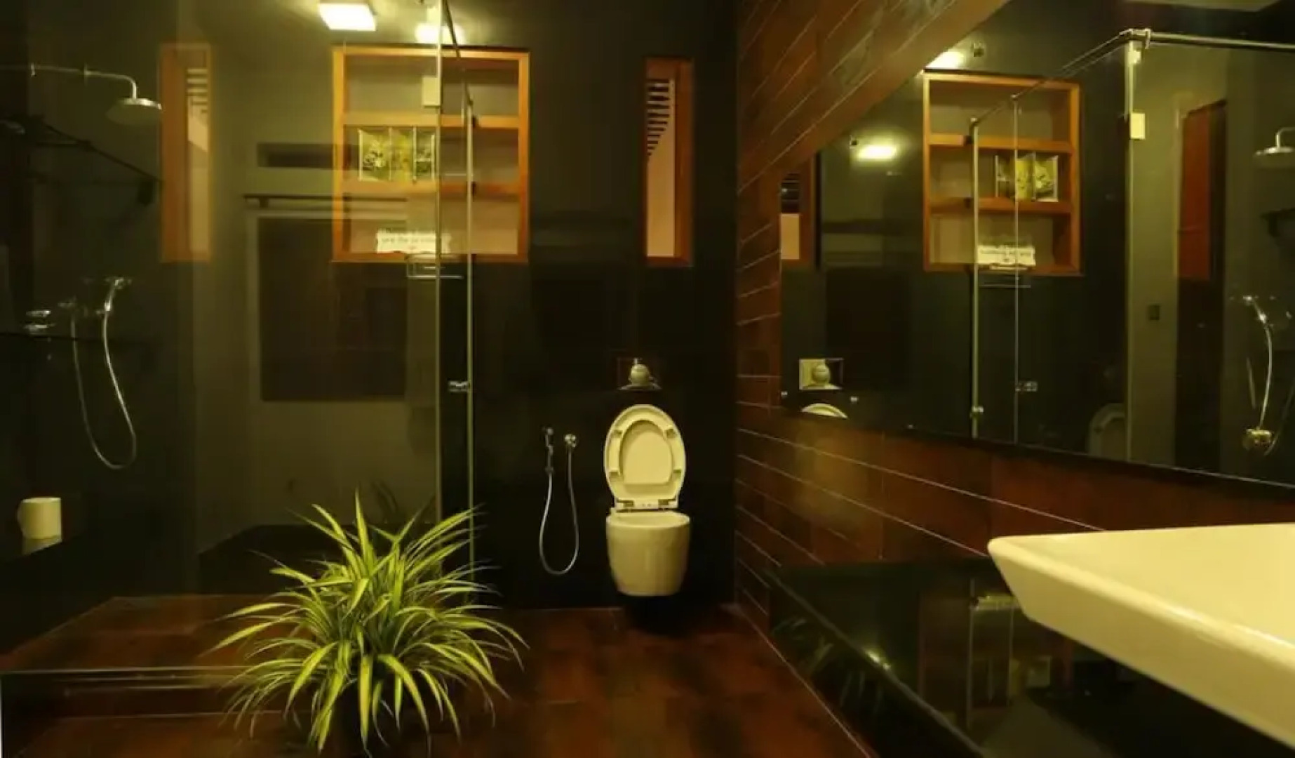 Colombo Center Point by City Hub