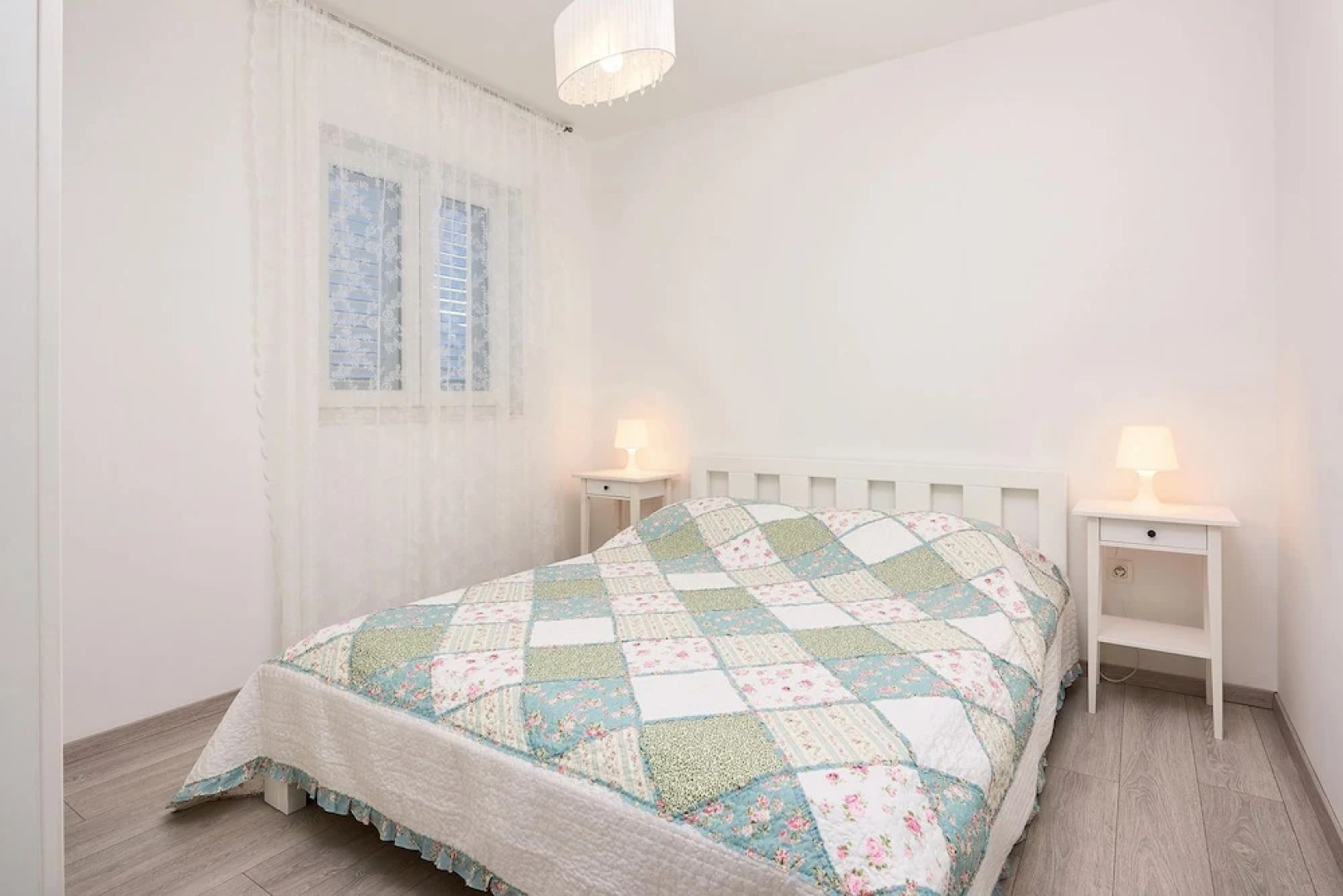 Luxury apartment with private pool Queen Helena