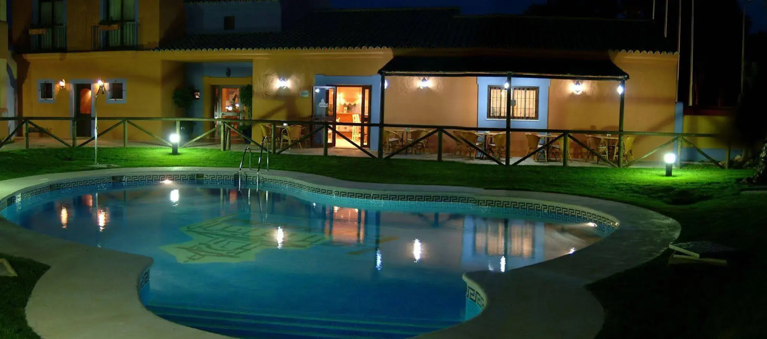 Aparthotel La Espadaña