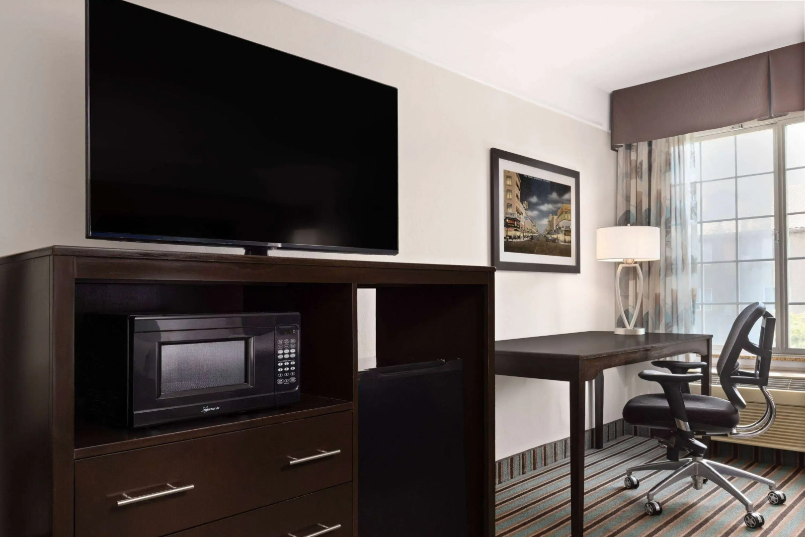 La Quinta Inn & Suites by Wyndham Bakersfield North