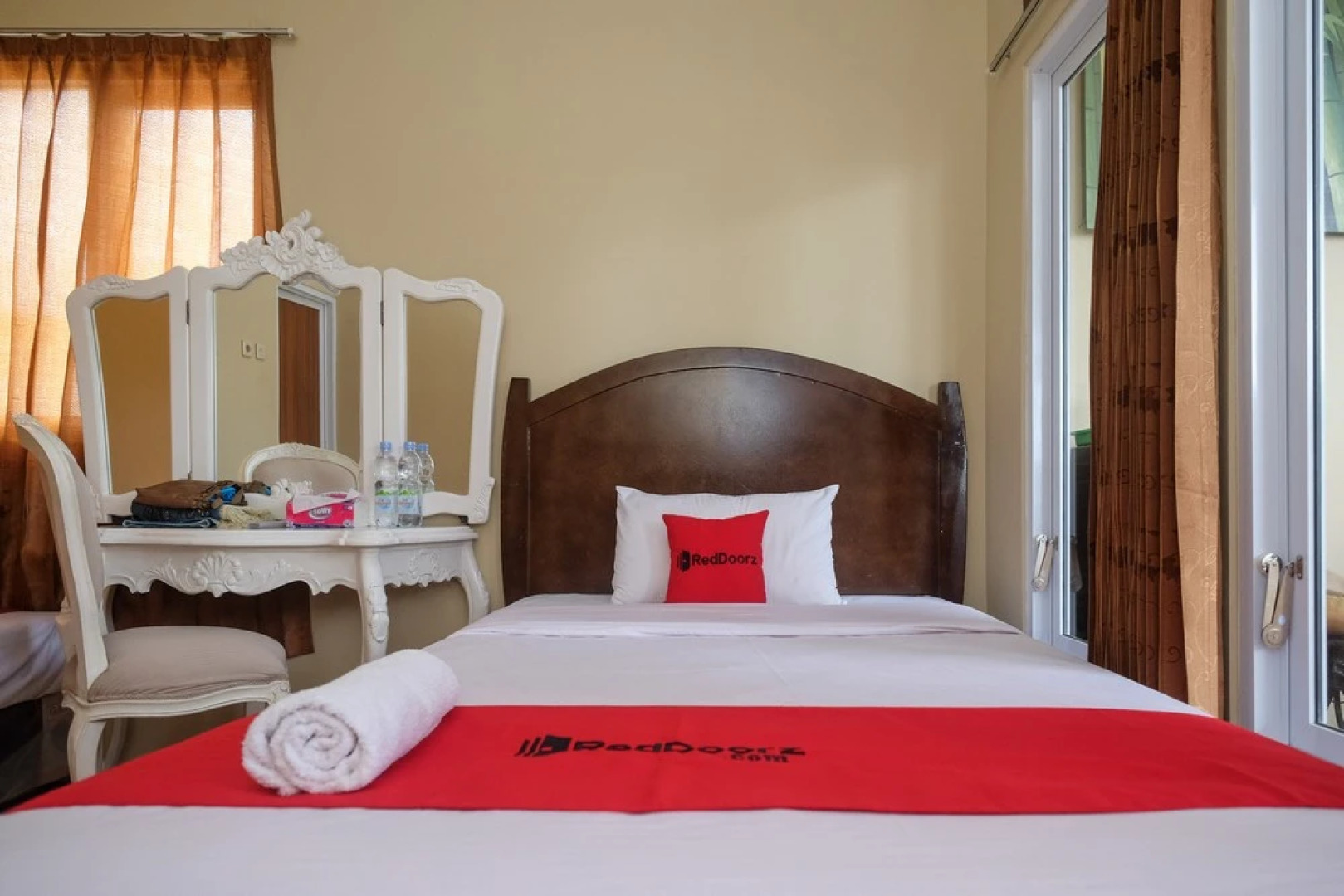 RedDoorz Syariah near Alun Alun Wonosobo 3