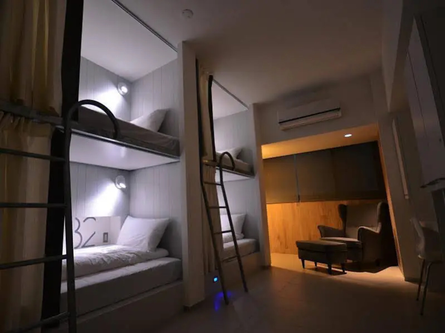 台南单床屋民宿