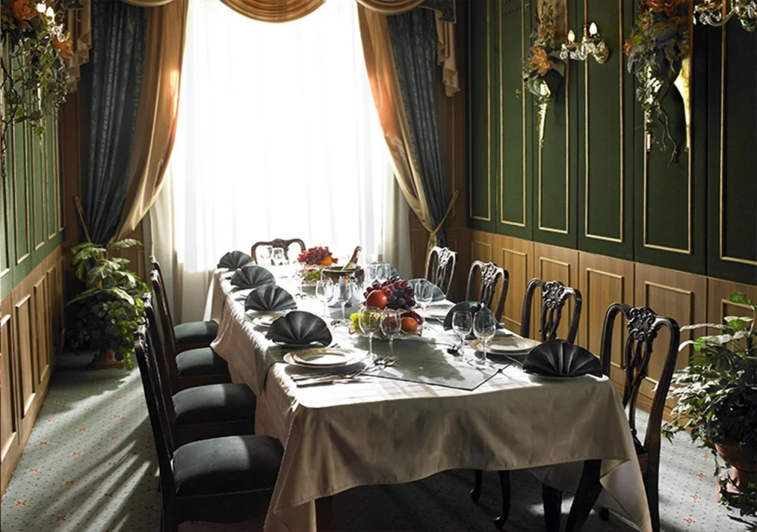 Отель «Украина»