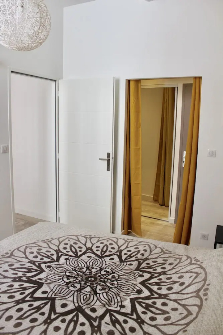 Feel@Home Nemausus « Le 4 »