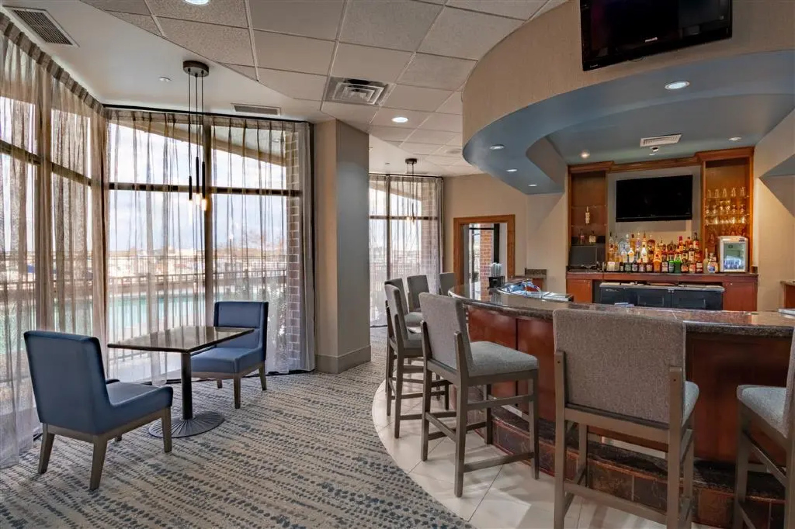 DoubleTree by Hilton New Bern Riverfront