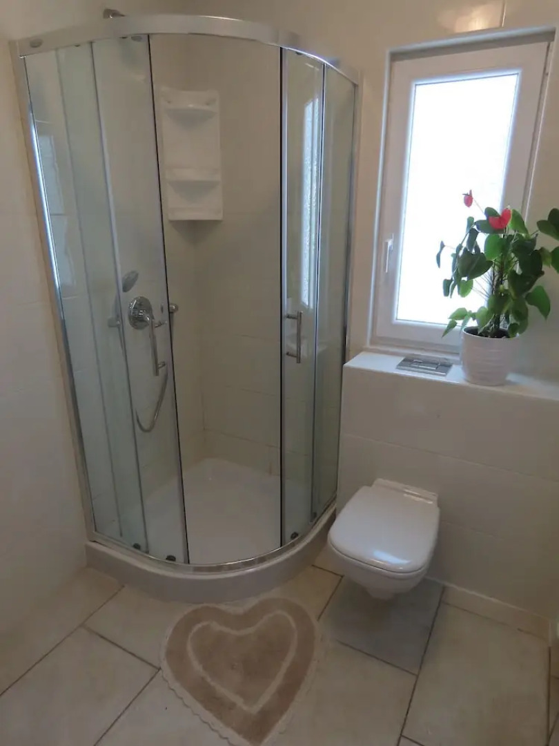 Villa Doris With Heated Pool gym and Kids Playground