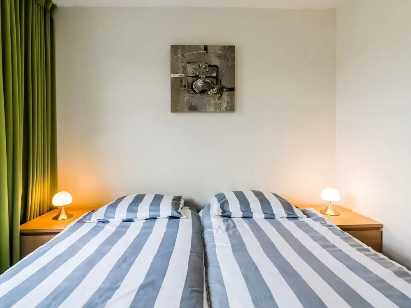 Breskens Haven: Relax, Explore & Dine