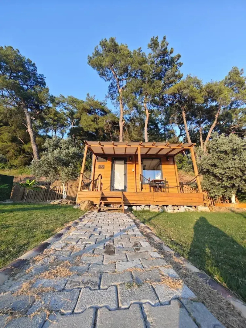 Ti̇ny Mi̇ni̇ House