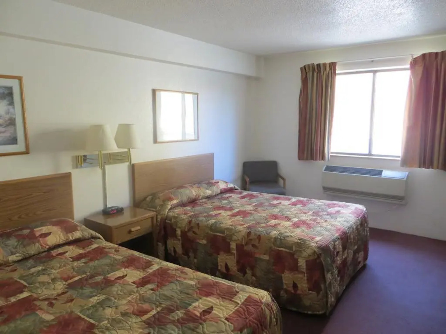 Super 8 by Wyndham Saanichton Victoria Airport