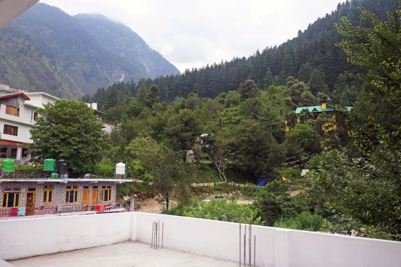 Treebo Trend Woodward II With Mountain View